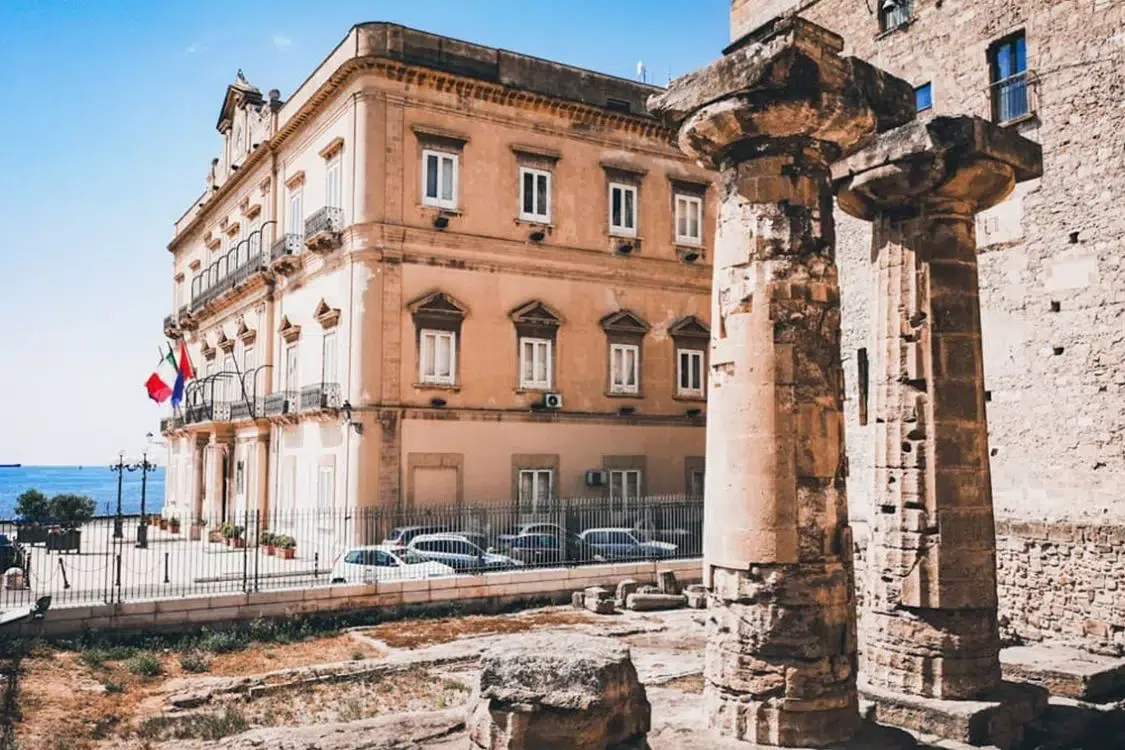 Colonne Doriche (Taranto)